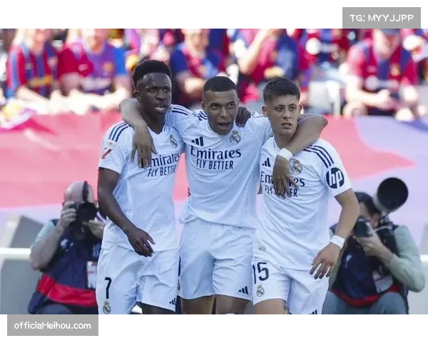 西媒称姆巴佩与马斯坦托诺将继续留队未随皇马返马德里 西媒称姆巴佩与马斯坦托诺将继续留队未随皇马返马德里