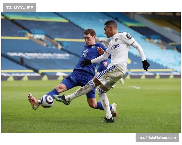 埃弗顿主场迎战利兹联抢分关键，莫耶斯欧战梦迎考验